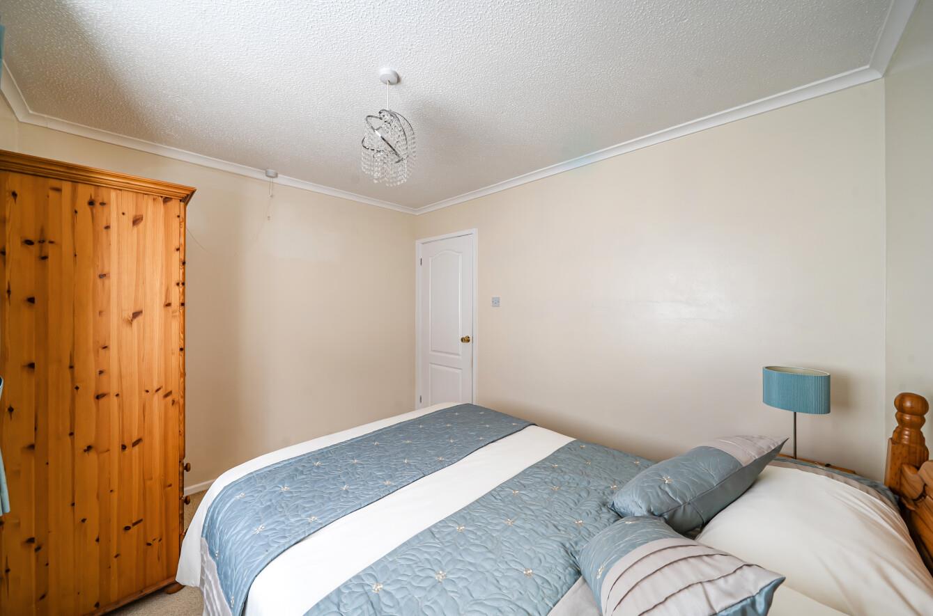 St Peters Avenue, Fforestfach, Swansea, SA5 5BX